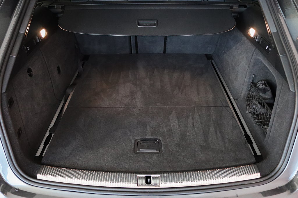 Audi RS6 Avant 4.0 TFSI V8 Facelift Pano Milltek Bose Carbon