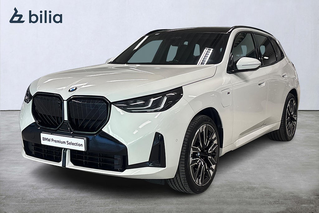 BMW X3 30e xDrive M-Sport|Aktiv farth. | Panorama | H&K | Drag