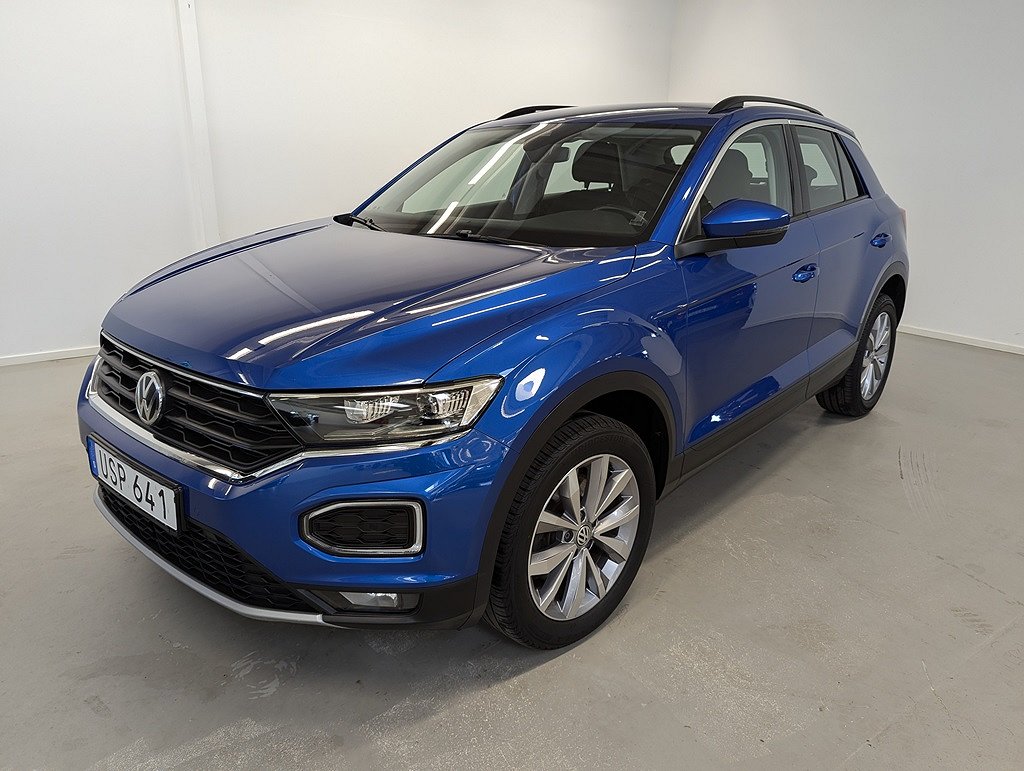 Volkswagen T-Roc 115 hk elbaklucka adaptiv farthållare klima