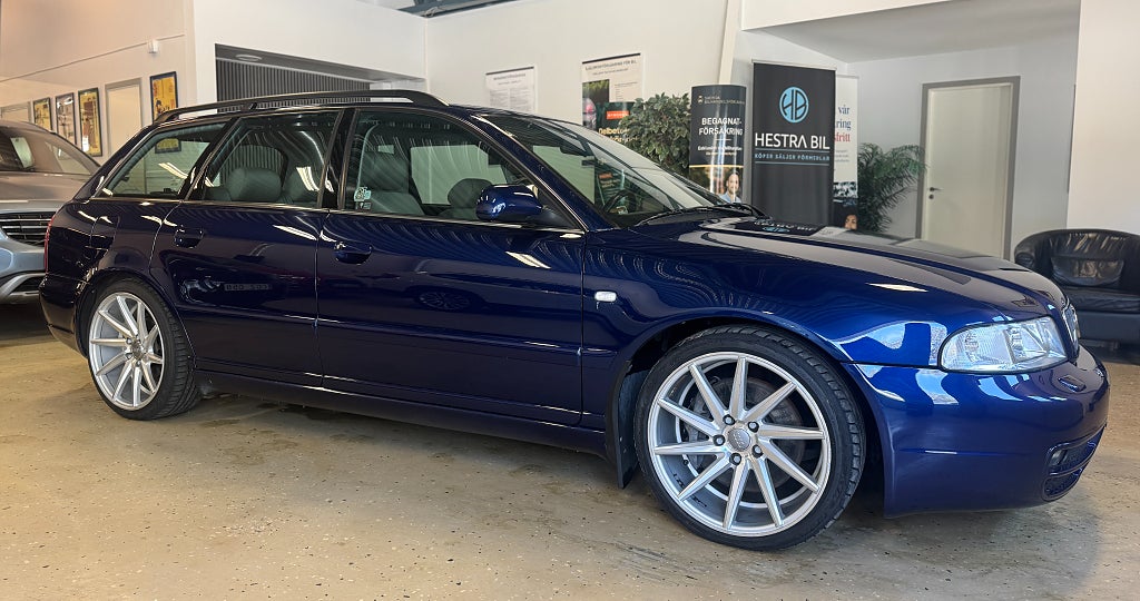 Audi S4 Avant 2.7 V6 quattro S4