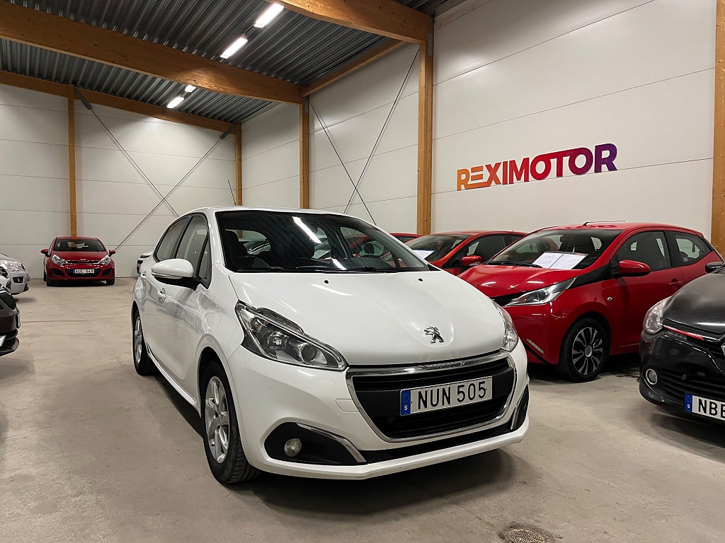 Peugeot 208 5-dörrar 1.2 PureTech 82 Ny Besiktad 