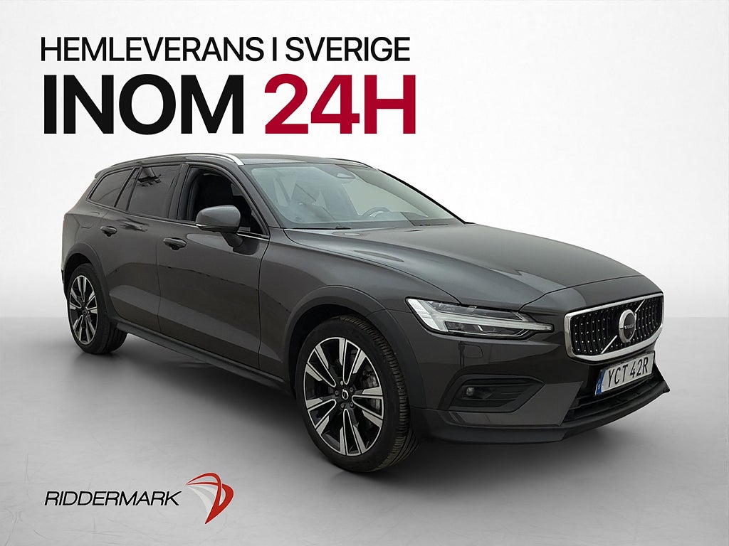 Volvo V60 Cross Country B4 AWD Plus  h/k Läder 360°  Drag