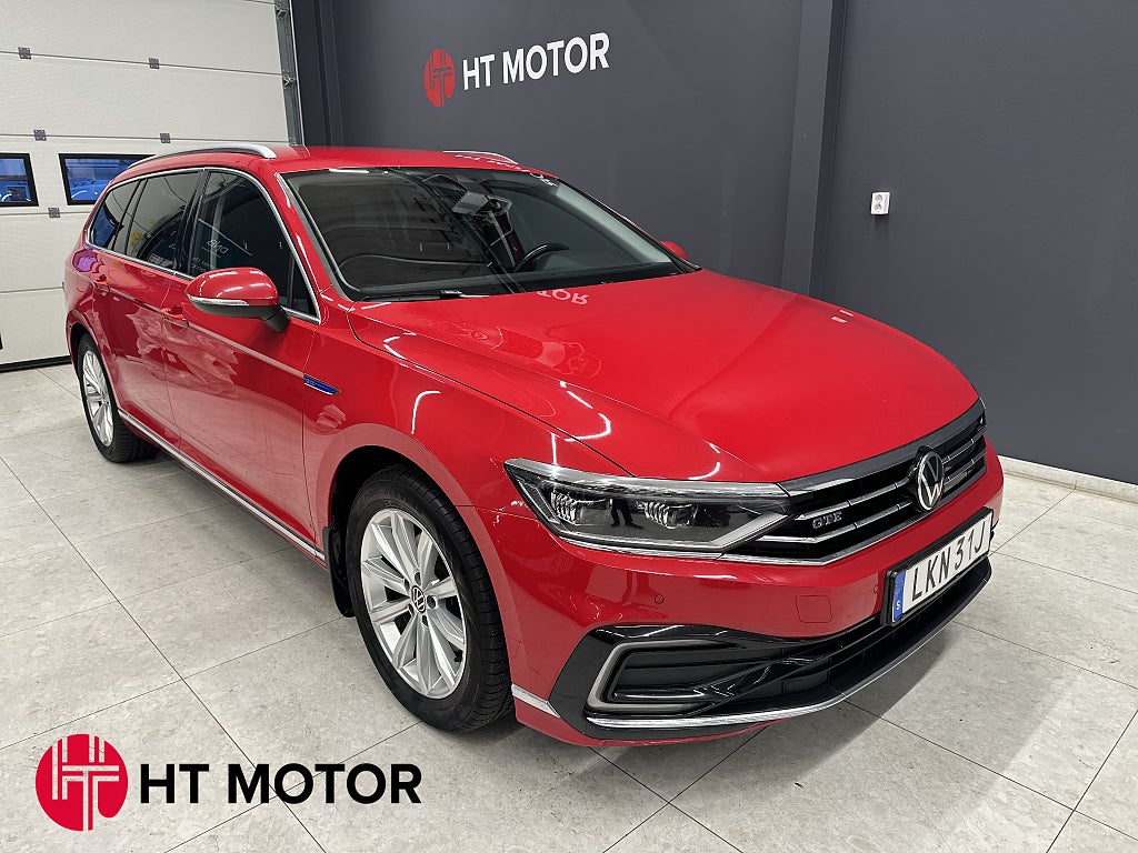 Volkswagen Passat Sportscombi GTE 1.4 TSI/Drag/Kamera/Nav 