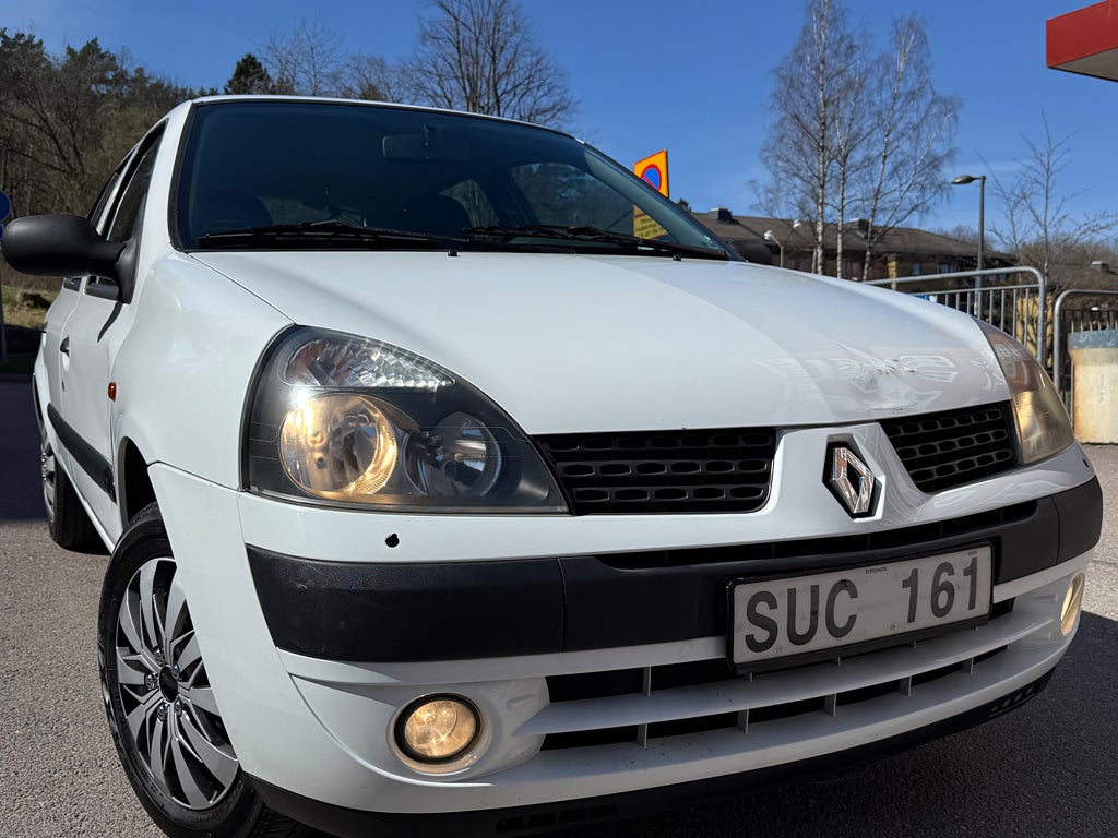 Renault Clio 5-dörrars  1.2 58HK Authentique Nybesiktigad 