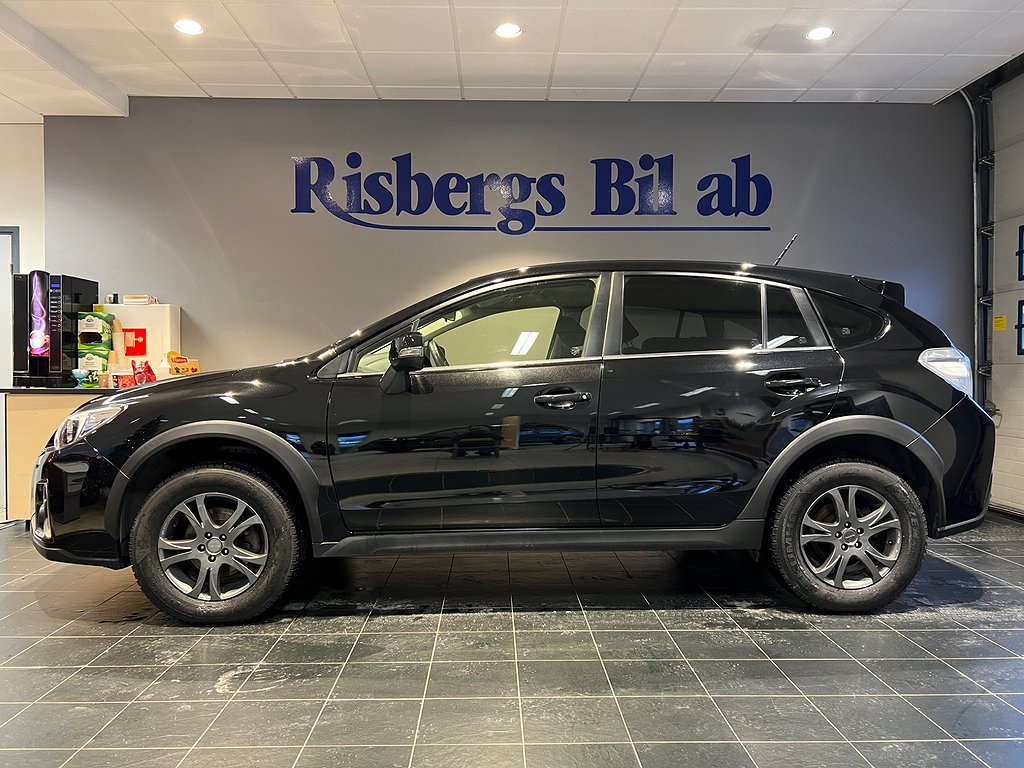 Subaru XV 2.0 4WD AUT SPORT + V-HJUL & 1-ÄGARE!