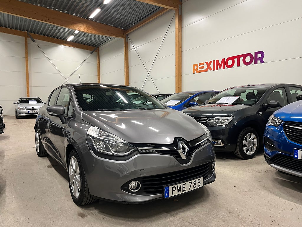 Renault Clio  TCe  Ny Besiktad 