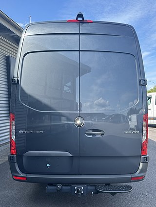 Transportbil - Skåp Mercedes-Benz Sprinter 3 av 15