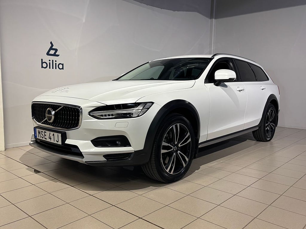 Volvo V90 Cross Country B5 AWD Diesel Advanced| B&W | Drag |