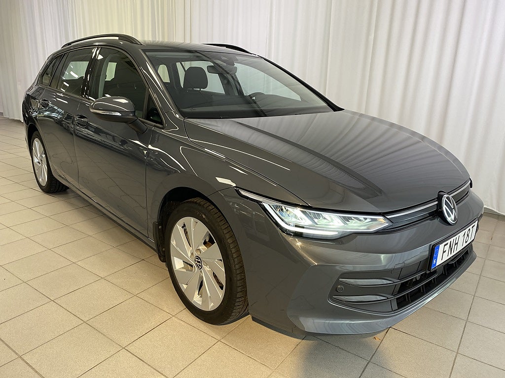 Volkswagen Golf Sportscombi 1.5 eTSI  DSG Sekventiell, 150hk, 2024