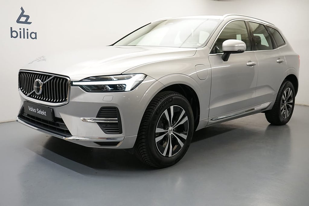 Volvo XC60 Recharge T6 Core Bright. Förarstol elmanövrera...