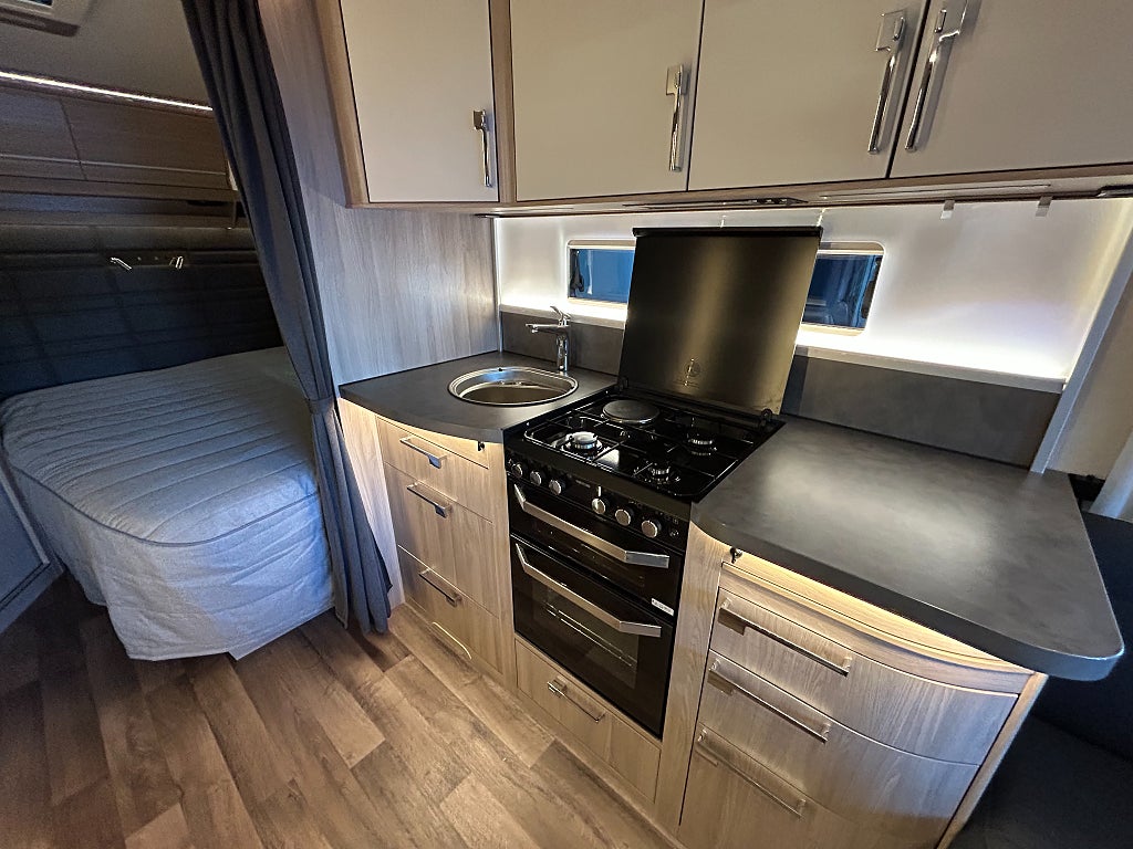 Kabe ROYAL 520 XL KS / ALDE / UGN / TÄTHETSGARANTI  - Kabe