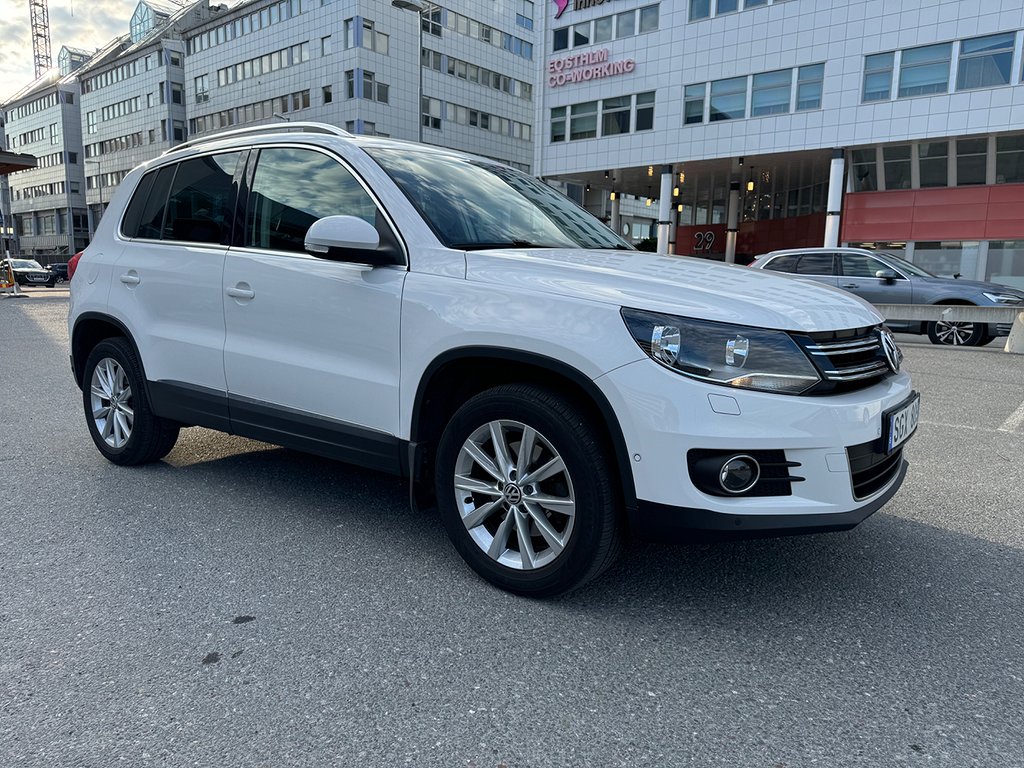 Volkswagen Tiguan 2.0 TDI DPF BMT Auto 4Motion Sport & Style 
