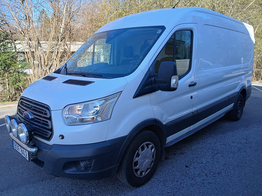 Ford transit 350 2.2D 155hk Inverter Lyftkran Dieselvärmare