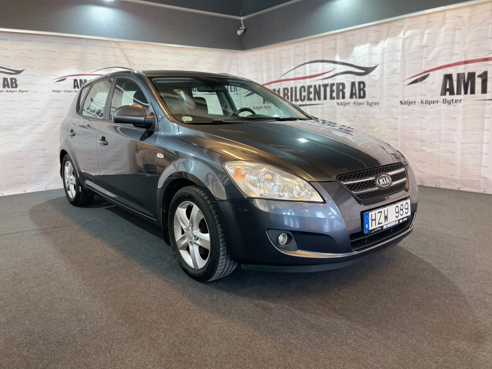 Kia Ceed 1.6 CRDi Automat 115hk lågmil 2009, bild 2/44
