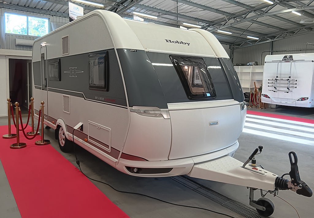 Hobby 490 KMF DELUXE EDI  Golvvärme VINTERKAMPANJ 