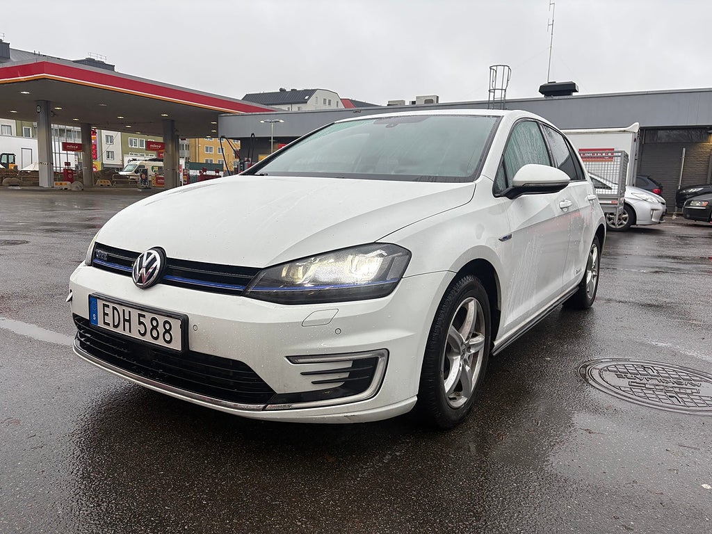 Volkswagen Golf  GTE B-kamera/Nybes/ Nav/ B-värmare 1.4 TSI 