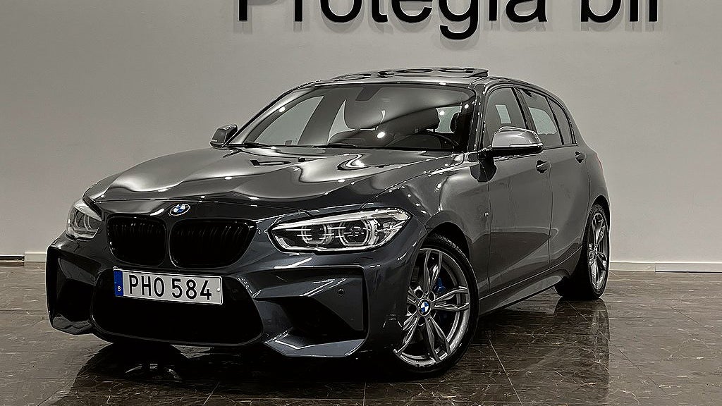 Den andra generationen av BMW 1-serien gjorde entré 2011. 