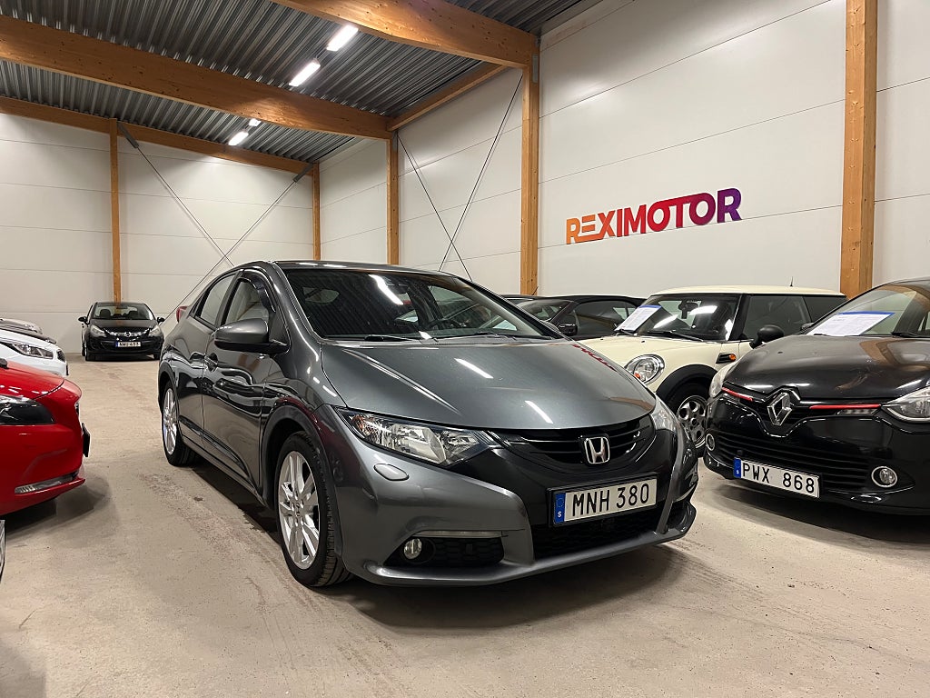 Honda Civic 1.6 i-DTEC Sport  Ny Besiktad 