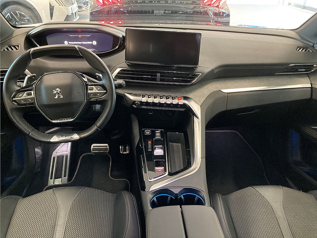 Bild på Peugeot 5008 GT 1.2 PT 130hk Aut - 7-SITS,B-KAMERA,CARPLAY