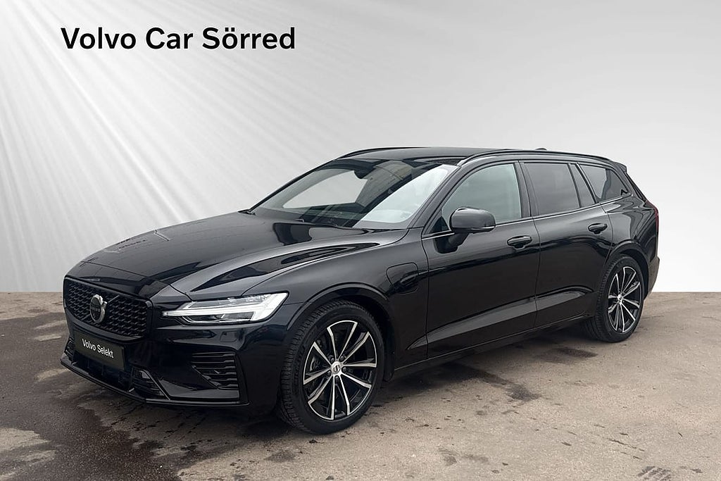 Volvo V60 T6 Plus Dark Edition