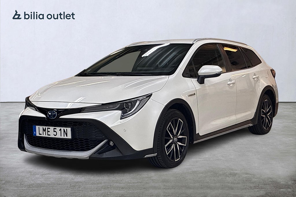 Toyota Corolla TREK Hybrid e-CVT 184hk Drag Backkamera