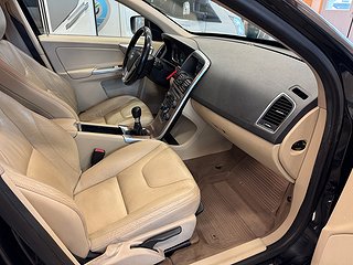 SUV Volvo XC60 10 av 12