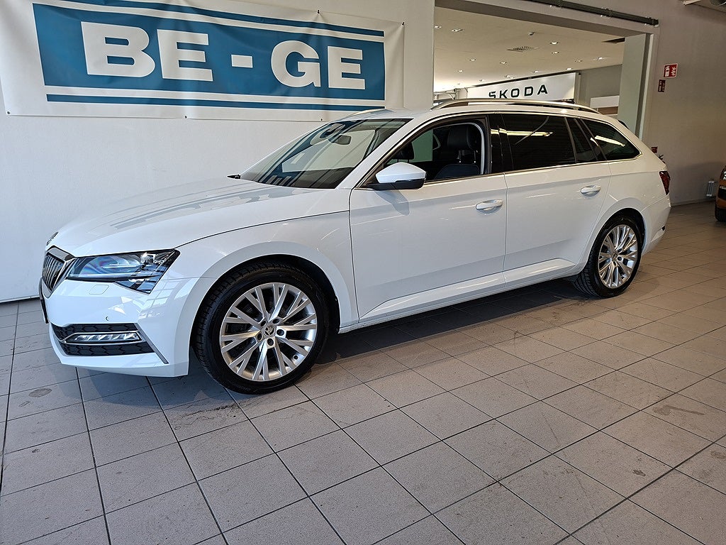 Skoda Superb STYLE 1,4 TSI IV 218HK DSG Drag Värmare Läder