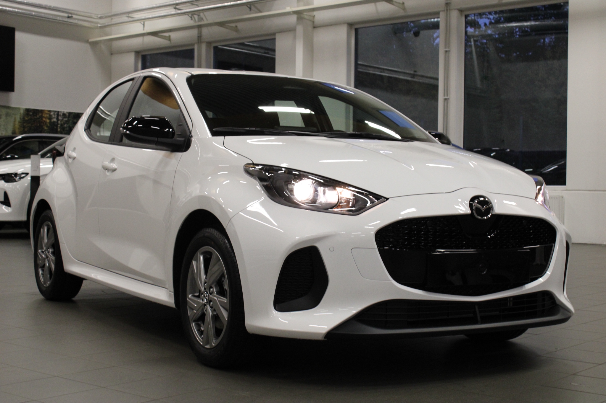 Mazda 2 Hybrid Centre - Line 2026, bild 2/36