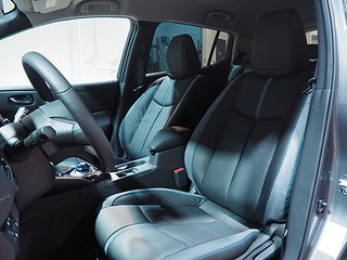 Halvkombi Nissan Leaf 12 av 21