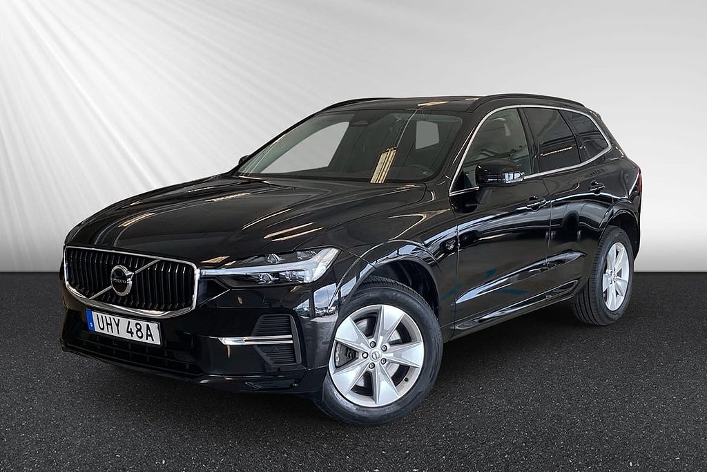 Volvo XC60 B5 Bensin Core Drag Keyless Navi