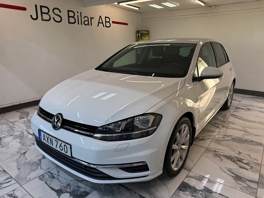 Volkswagen Golf 5-dörrar 1.0 TSI Base Euro 6, Ny Bes, Backkamera,drag
