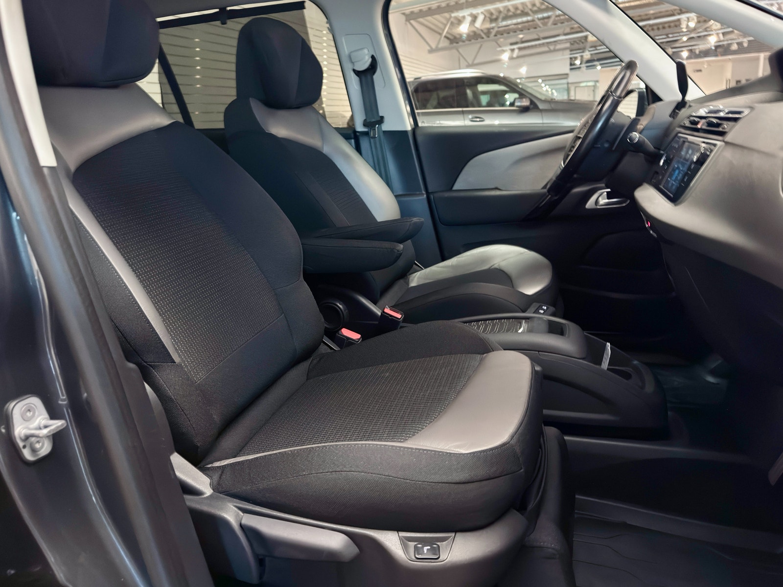 Citroën Grand C4 Picasso Exclusive 2.0 HDi 150hk |7-sits|Drag|Pano|Massa 2016 - miniatyr 14