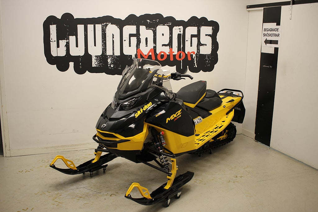 Ski-Doo MXZ XRS 600R 129" 2025 *MOMSAD 