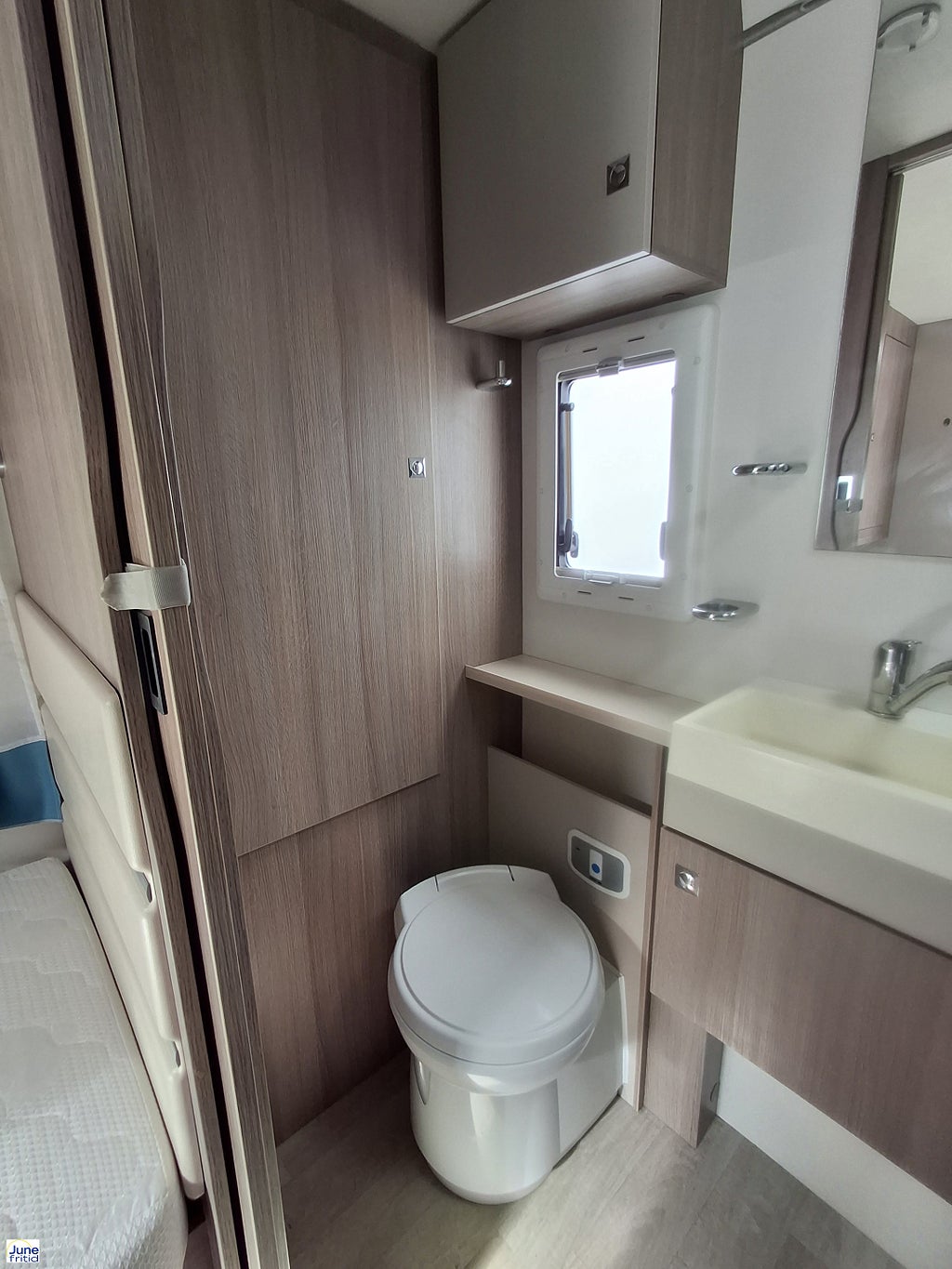 Chausson 737 2017 - miniatyr 14