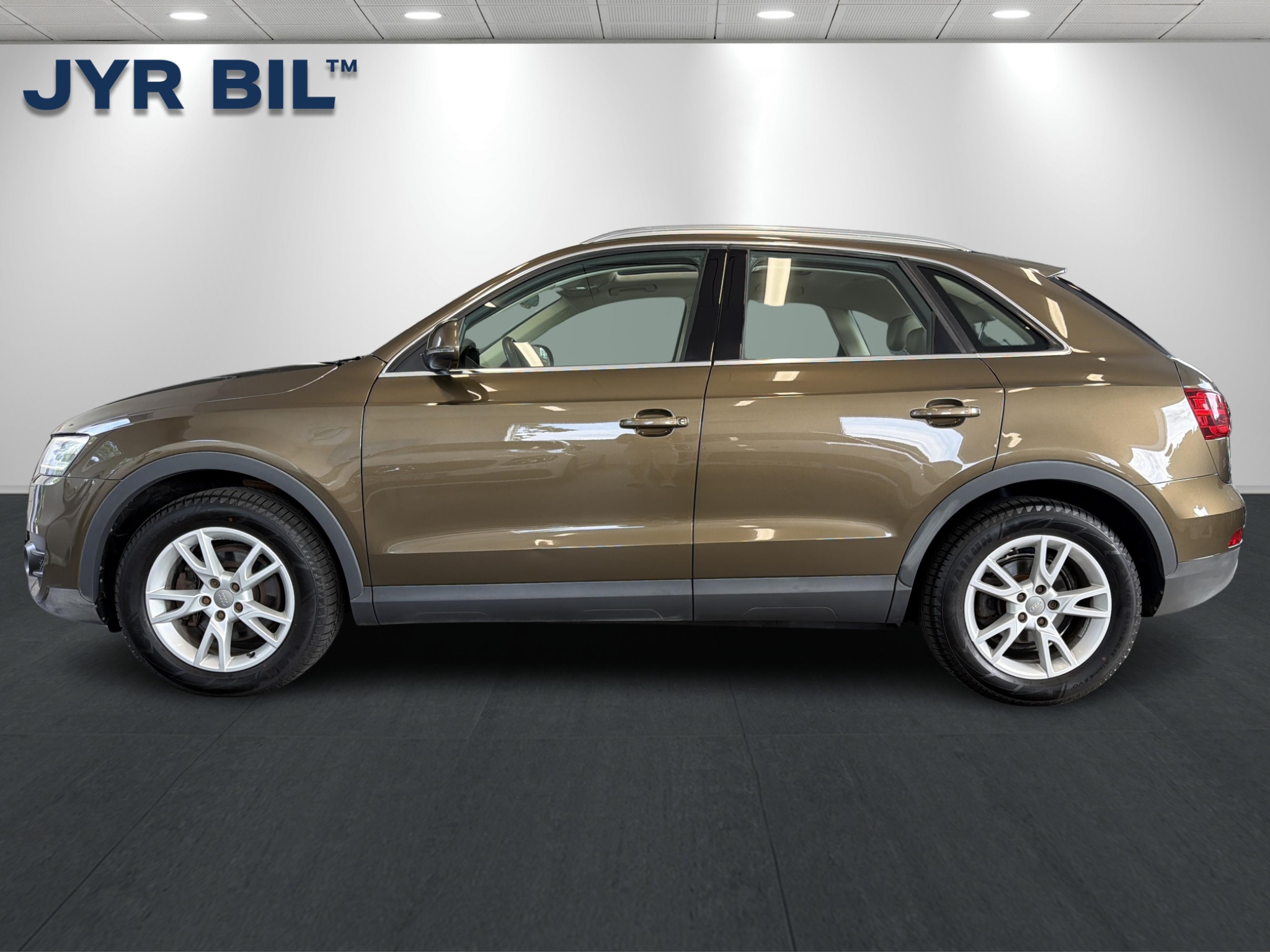 Audi Q3 2012, photo 6/51