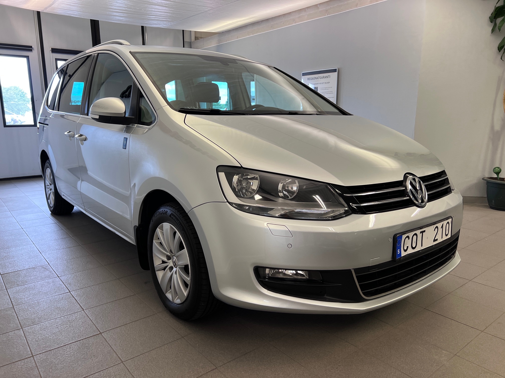 Volkswagen Sharan 2013, bild 4/53