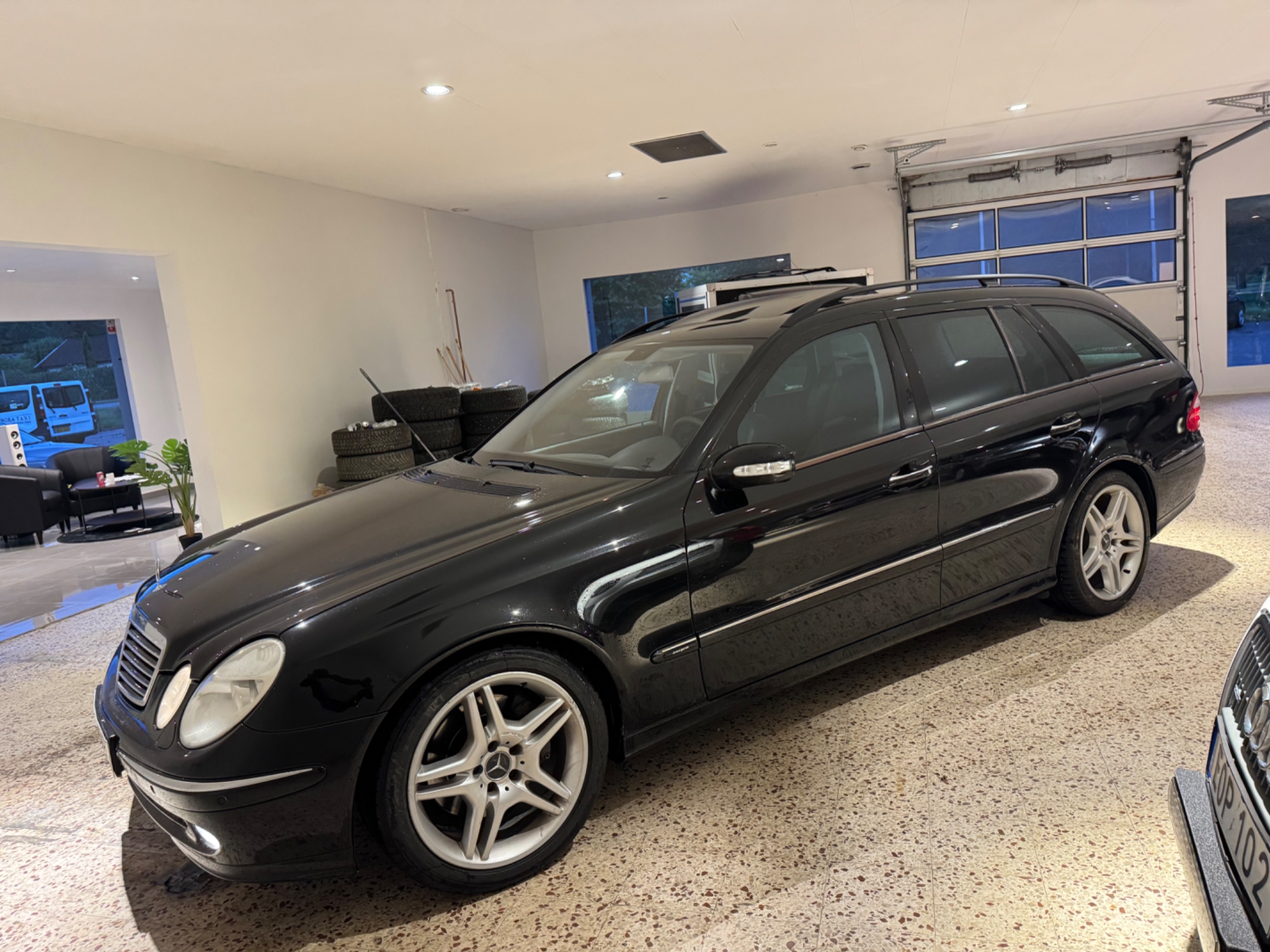 Mercedes-Benz E