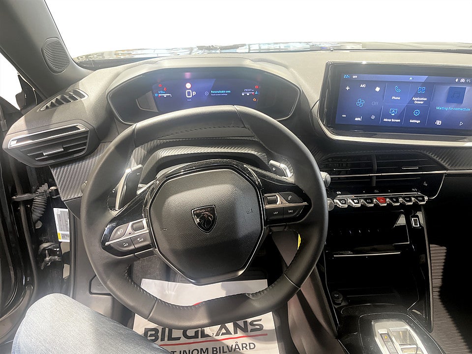 Bild på Peugeot 2008 Allure 1.2 PT 130hk Aut B-KAMERA CARPLAY