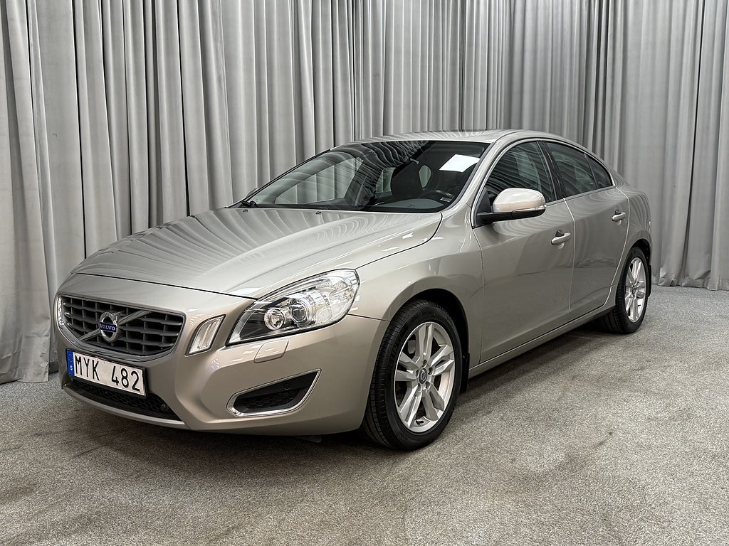Volvo S60 T3 150HK Summum Aut Drag/Navi/Taklucka/Skinn/Fullservad