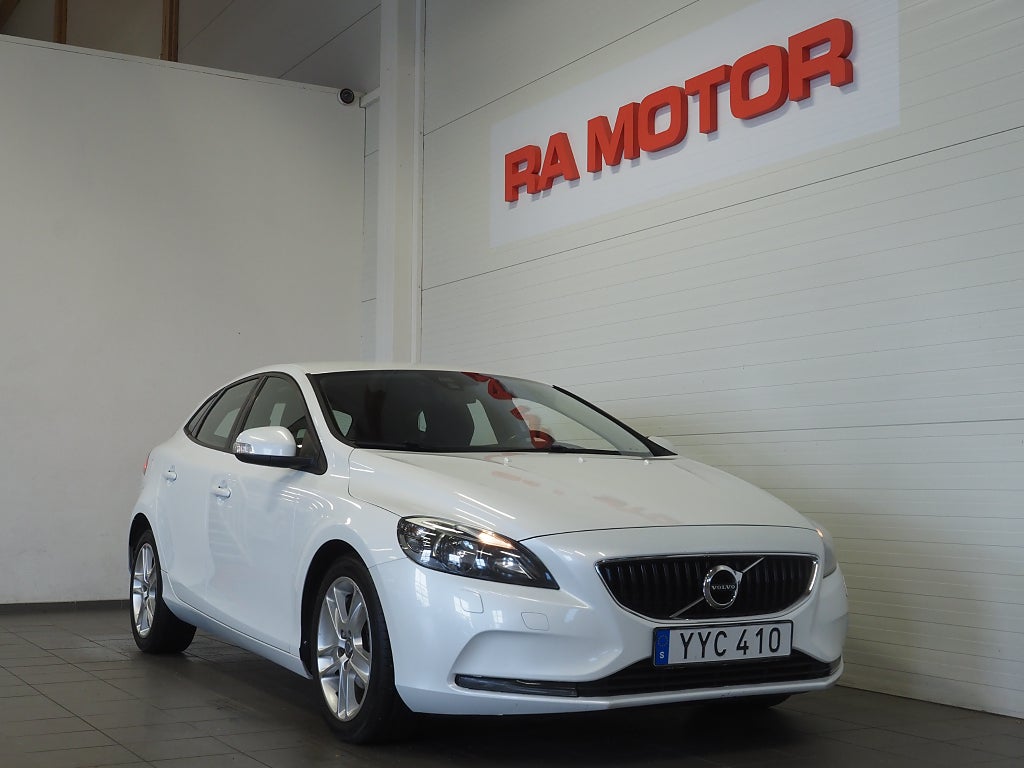 Volvo V40 D2 Business 120hk Drag P-Sen VOC D-Värm