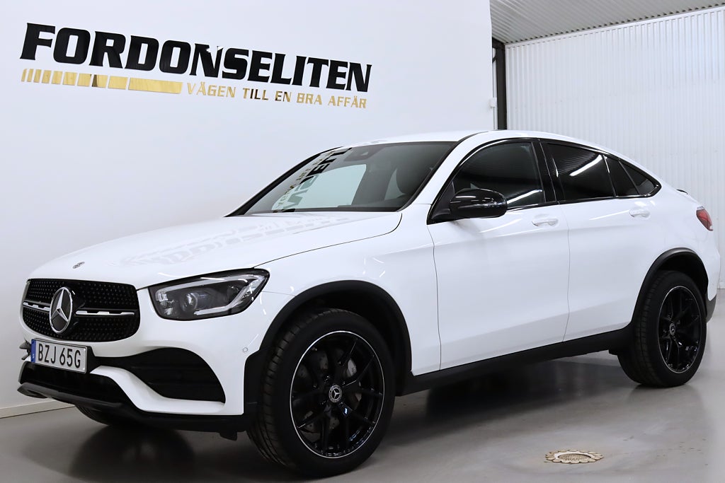 Mercedes-Benz GLC 300 de Coupé 4M AMG Plus Värmare CarPlay B-kamera Drag 
