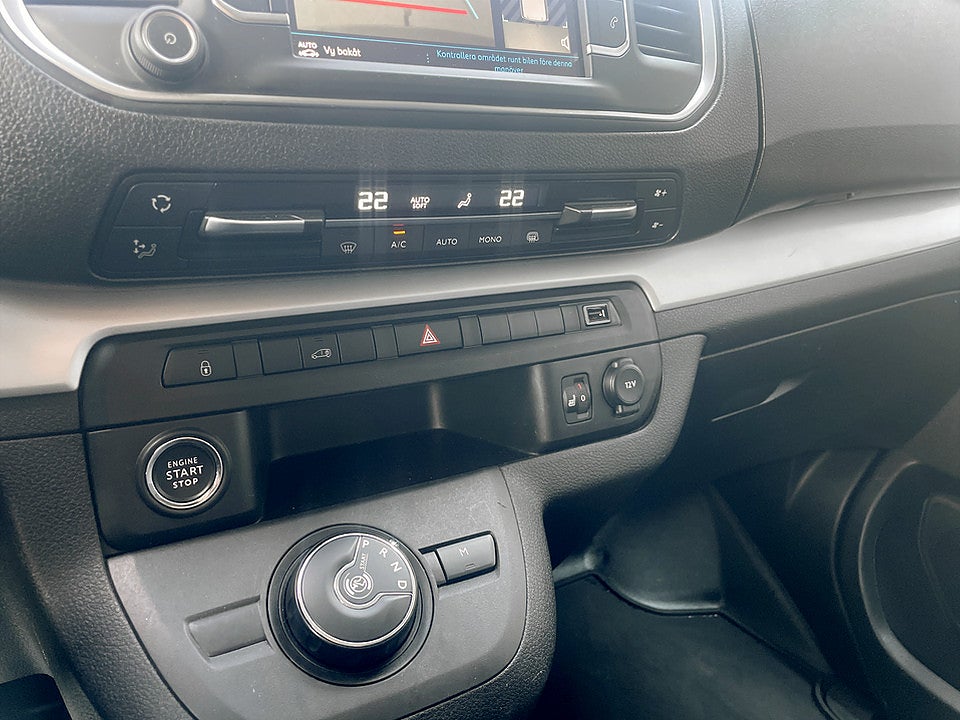Bild på Peugeot Expert PRO+ 2.0 BHDi 145hk Aut L3 VÄRMARE DRAG B-KAMERA