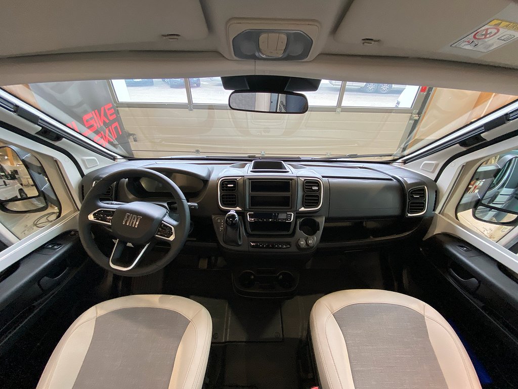 Adria Matrix Supreme 670 SL / Taksäng / Alde / Aut 180hk/Ugn - Adria