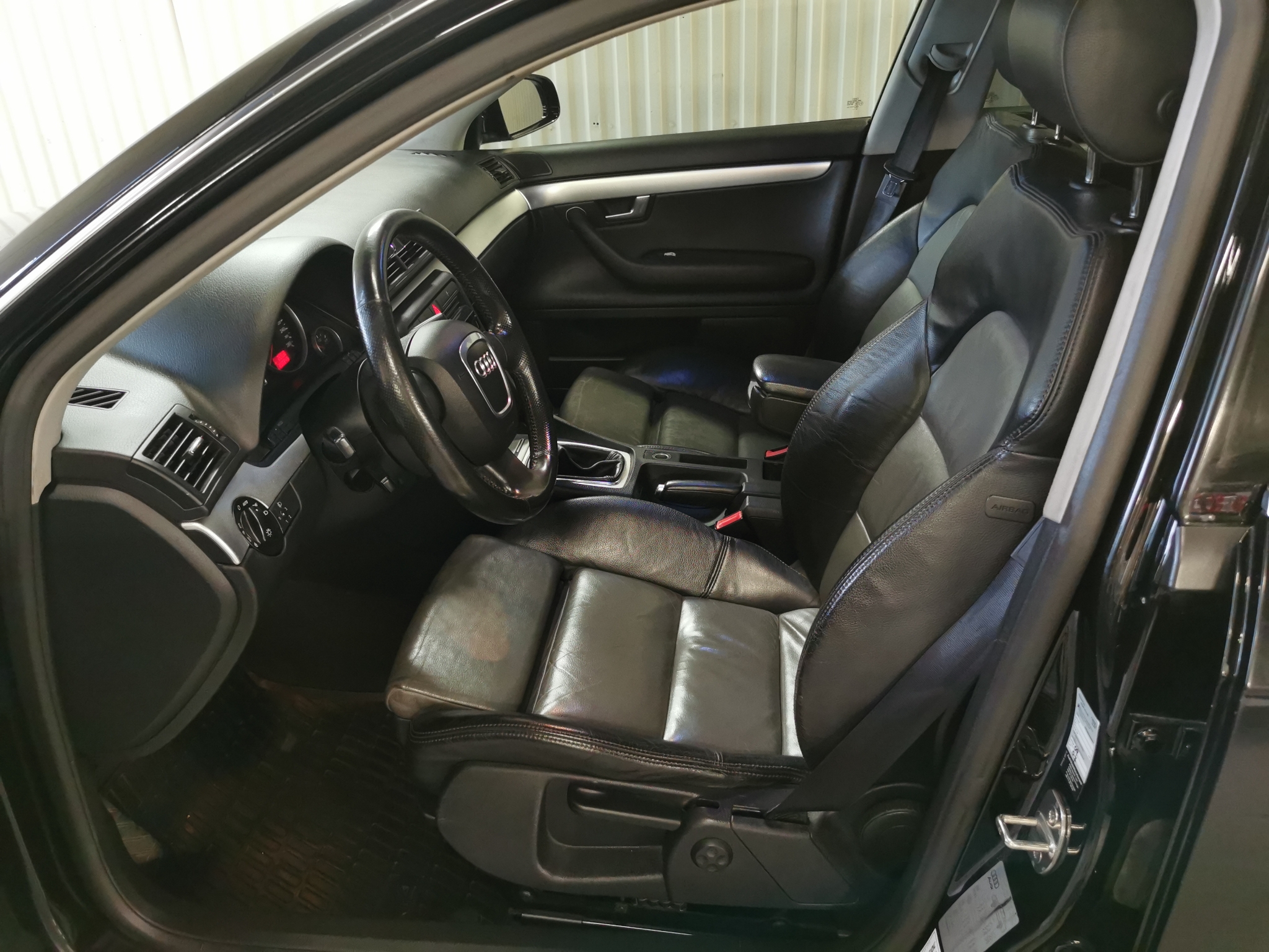 Audi A4 2005, bild 4/45