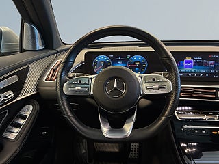 Mercedes-Benz EQC 400 4MATIC AMG Line Burmester/360/Head-Up/Drag/SoV-däck – bild 9