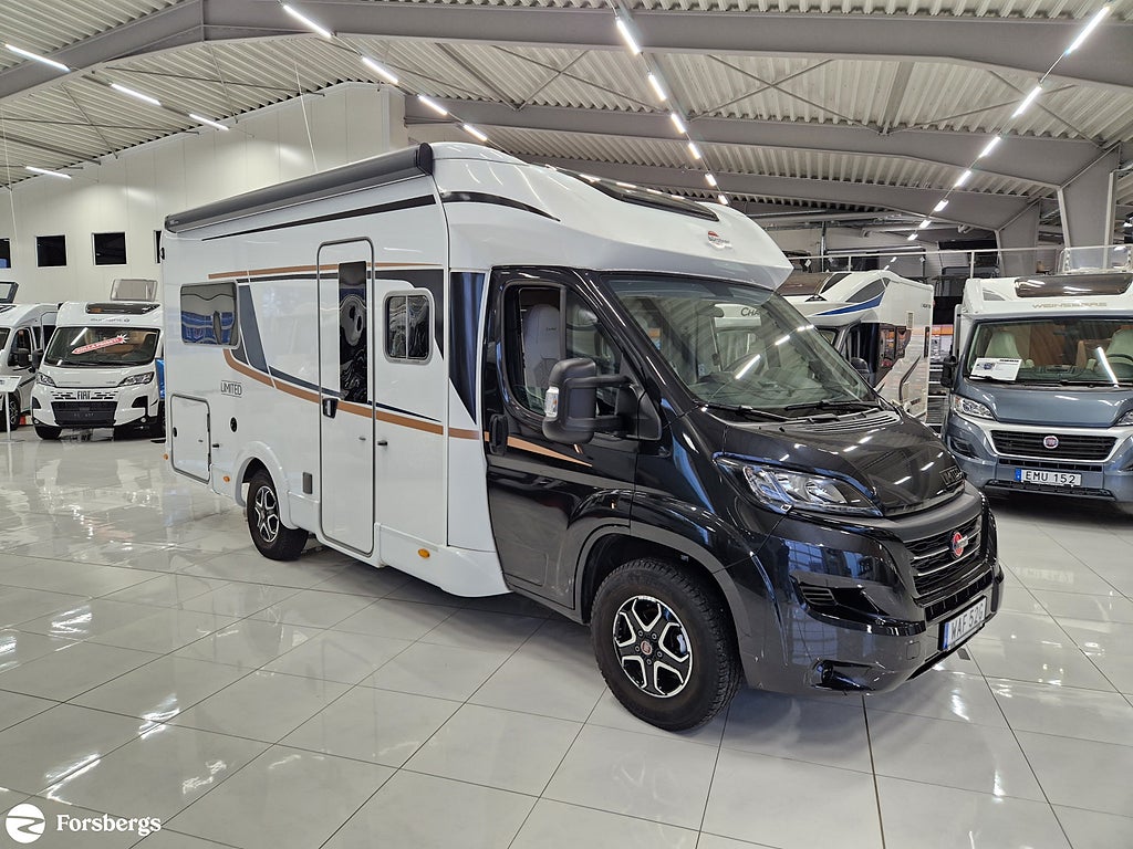 Bürstner T Limited 660 // Taksäng, Solpanel, Auto