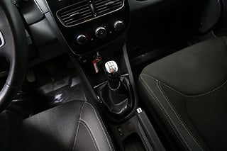 Halvkombi Renault Clio 18 av 24