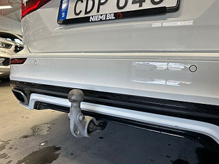 Volvo V60 Recharge T6 AWD Automat R-Design Drag/Värmare/S&V-Däck – bild 20