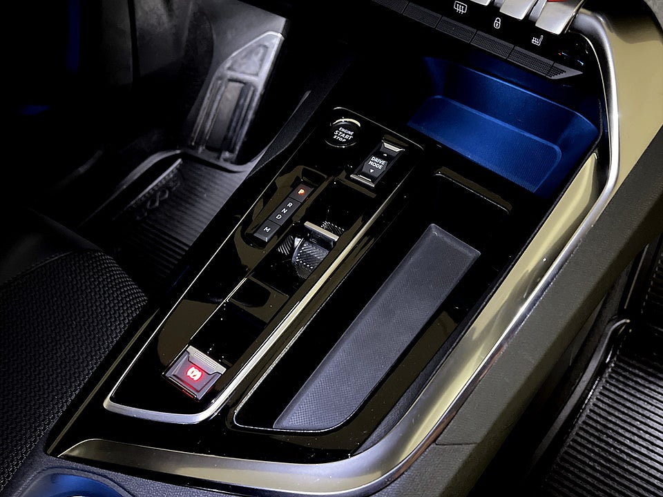 Bild på Peugeot 5008 GT 1.2 PT 130hk Aut 7-SITS B-KAMERA NAVI