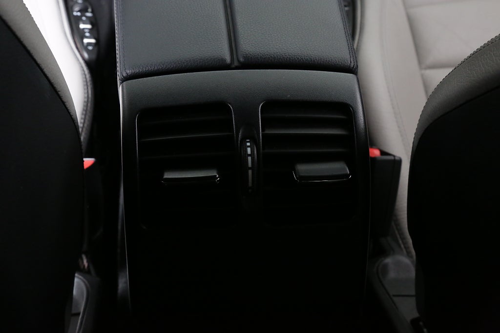 Mercedes-Benz E 250 CDI Coupé BlueEFFICIENCY 5G-Tronic 204hk 2010